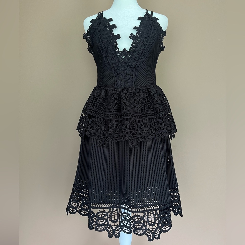 {Aqua} Lace Peplum Mini Dress in Black - Women's Small